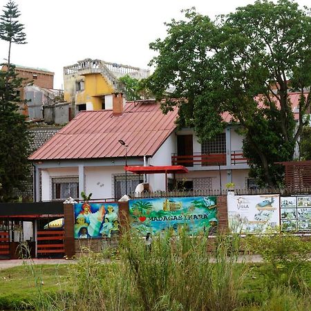 Villa Mahefa - Wifi - Canal Plus - Terrasse & Jardin Antananarivo Bagian luar foto